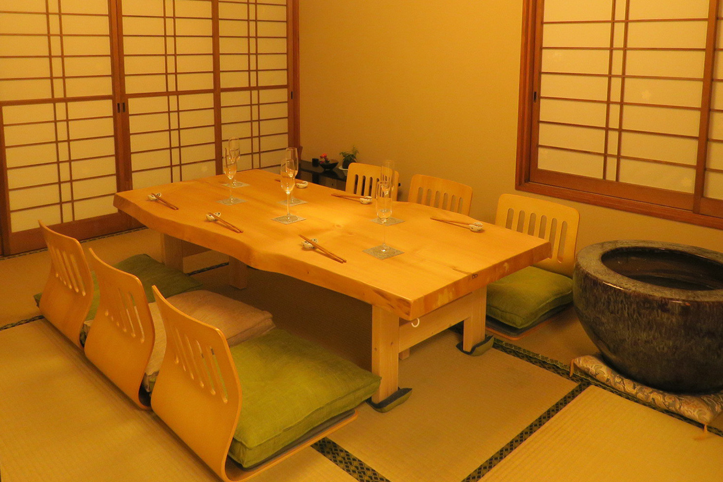 活アワビのコースや個室が地元ファミリーに大好評 ぐるなび通信