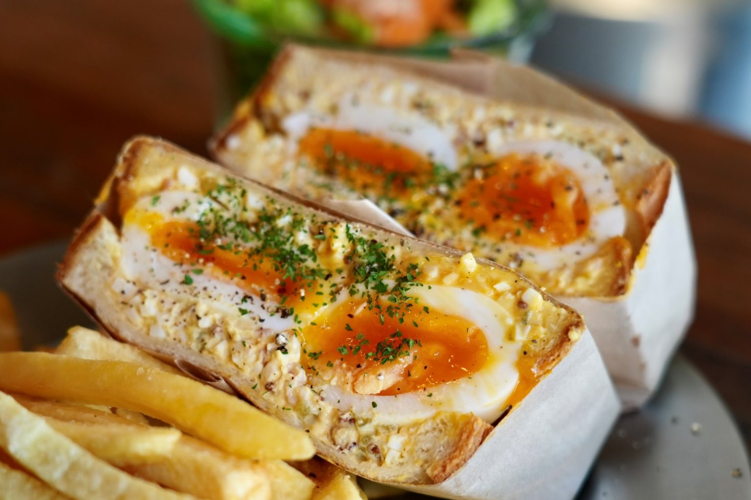 とんろり萌え断！ザ・卵料理専門店の「エッグベイビーサンド」 egg