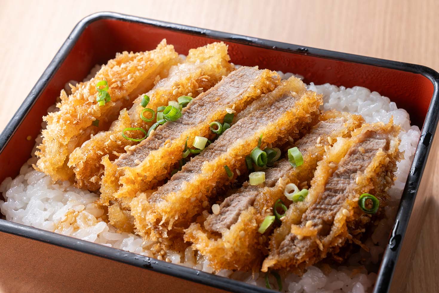 新潟「キラキラレストラン焼肉黒真」が、黒毛和牛を含む豊富なメニュー