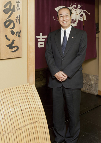“H. Hiramatsu\" ひらまつレストラン平松博利と平松大樹の料理本 H. Hiramatsu